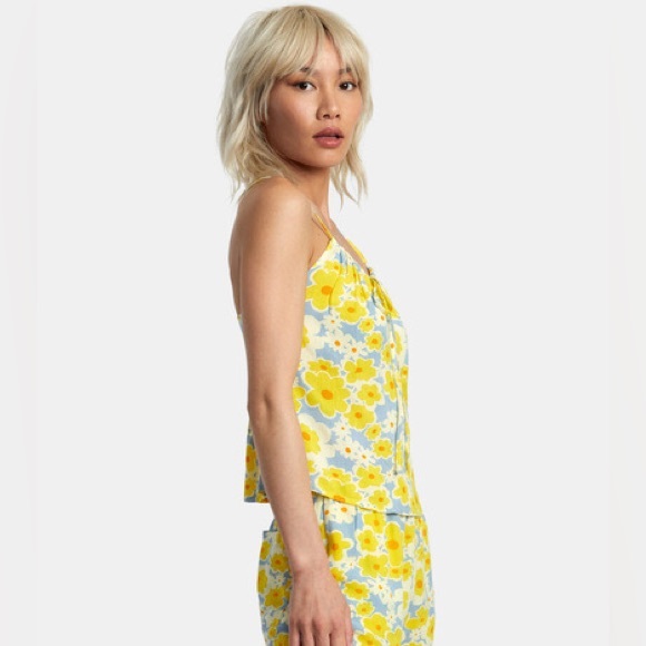 RVCA tank top (XL) - Picture 5 of 13